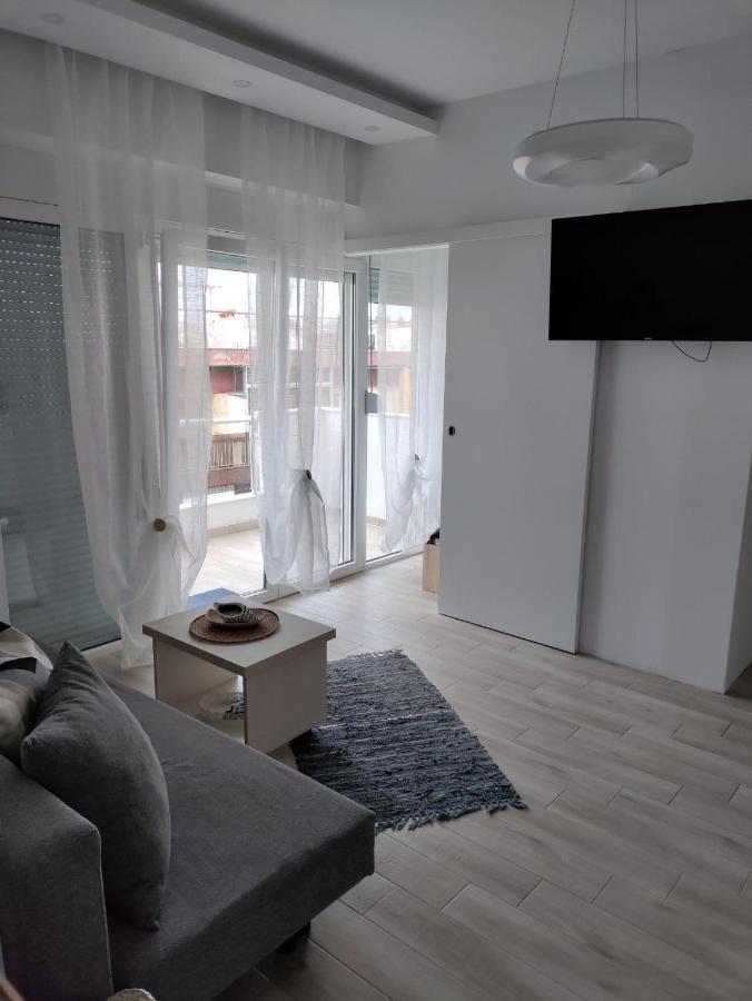 Mago Apartments Nea Kallikrateia Exterior foto